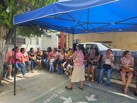 Toman Oficinas De CAEV Ahora Fueron Habitantes De Cruz Naranjos