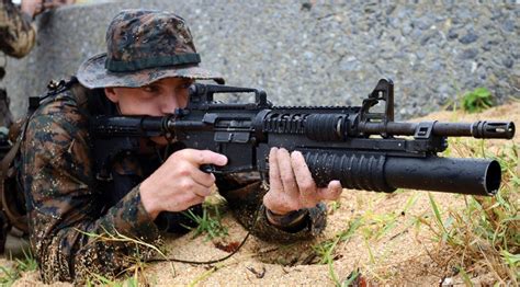The Us Army Must Replace The Old M4 Carbine What Would Make The