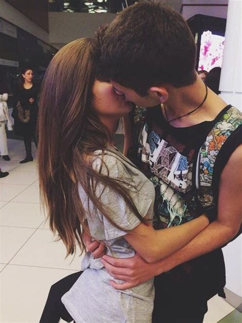 Cute Couple Kissing Entry112175661 Cute Couples Kissing Cute Couples