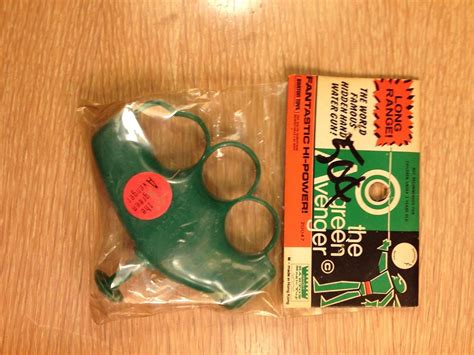 Vintage The Green Avenger Squirt Gun Water Pistol Sealed In Original