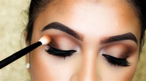 How To Put On Eyeshadow Makeup Saubhaya Makeup