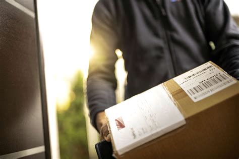 Spd Captain Gives Tips To Avoid Becoming A Victim Of Porch Pirates