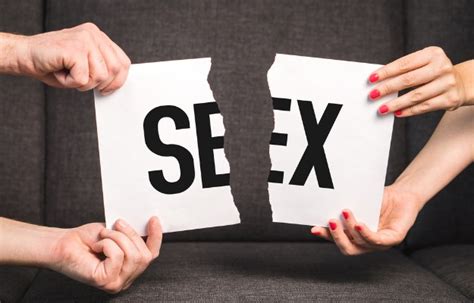 सेक्स लाइफ को नुकसान पहुंचाने वाली आदतें Habits That Can Hurt Your