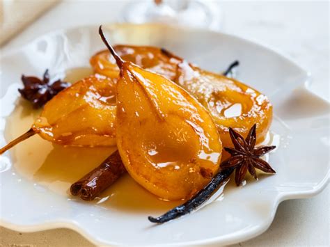How To Make Poached Pears Organic Facts