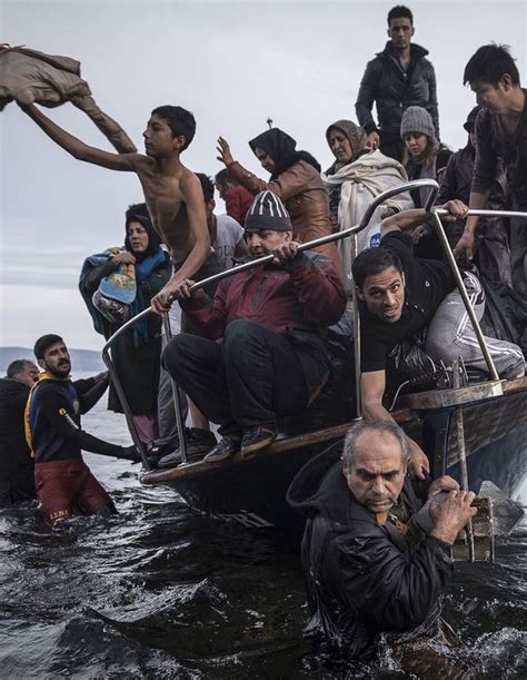 These Are The Most Stunning Images Of 2015 Photojournalism World