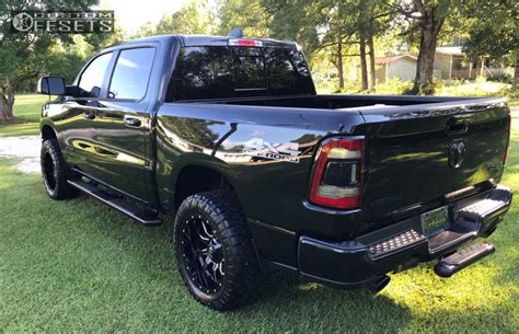 2019 Ram 1500 With 20x10 18 Fuel Vandal And 33125r20 Nitto Ridge