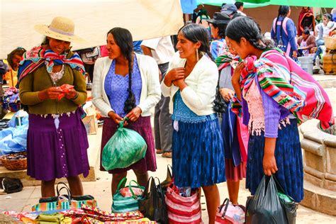 Free returns 100% money back guarantee fast shipping Bolivian Women Dress* R - Sayonara Pushek