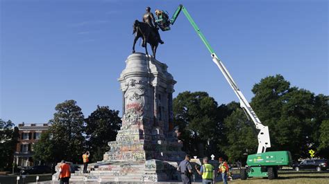 Judge Halts Confederate Statue Removal For 10 Days