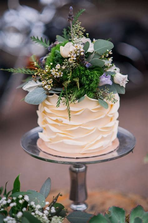 27 wedding cake stands that'll elevate your dessert. You've Never Seen a Greenhouse Wedding Like This | Wedding ...