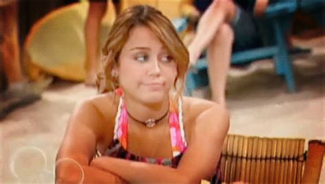 Hannah Montana Miley Cyrus GIF Find On GIFER