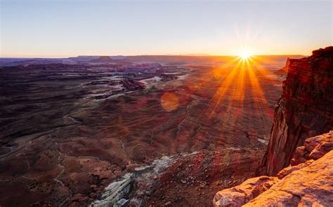 Download Wallpaper Canyonlands National Park View 2560x1600