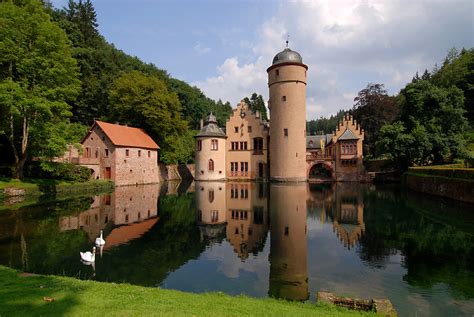 12 Must See Castles In Germany Photos And Information By Megan Dax