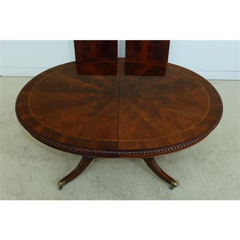 Henredon Oval Flame Mahogany Dining Room Table Chairish