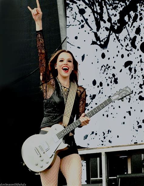 Dontmesswiththehale Lzzy Hale Female Guitarist Female Musicians