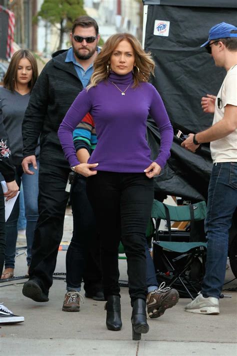 jennifer lopez on the set of second act in new york city 11 03 2017 5 lacelebs co
