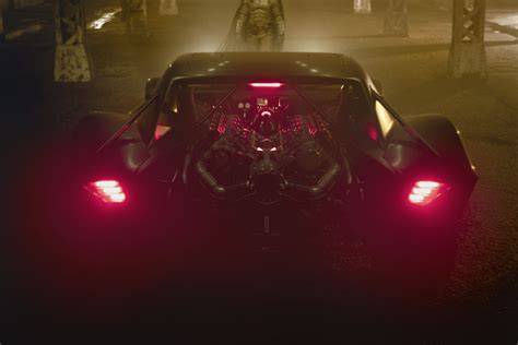 The Batman Director Teases Robert Pattinsons New Batmobile Techeblog