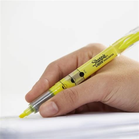 Sharpie Accent Liquid Pen Style Highlighter Chisel Tip Fluorescent