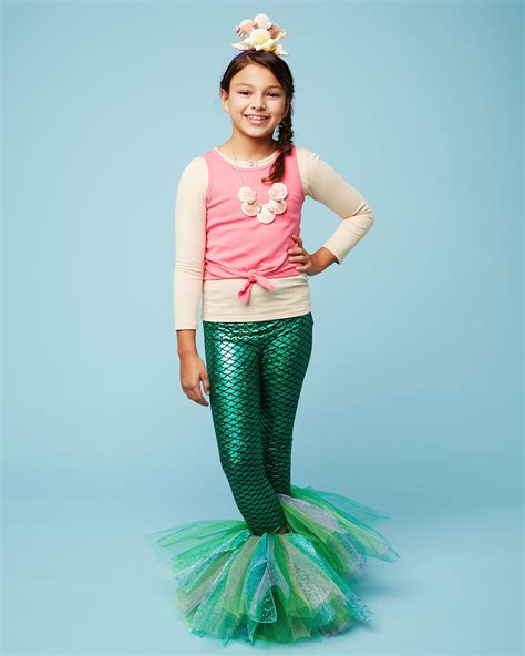 √ How To Make A Mermaid Costume For Halloween Gails Blog