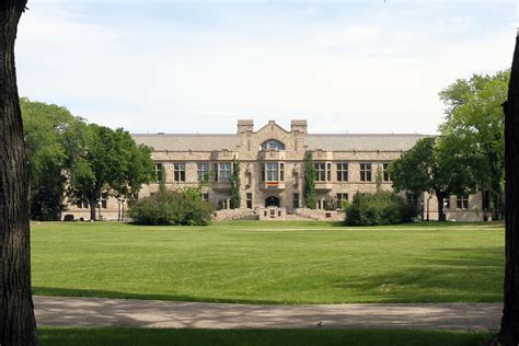 Back To Campus Usask Committed To A Safe Return For The Fall Semester