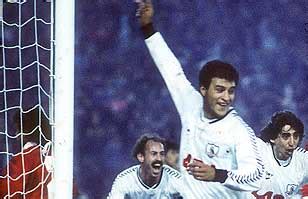 Maybe you would like to learn more about one of these? Claudio Borghi jugador: Sólo opacado por Maradona | Fútbol ...