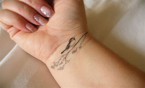 Dainty Tattoos Designs Ideas And Meaning Tattoos For You