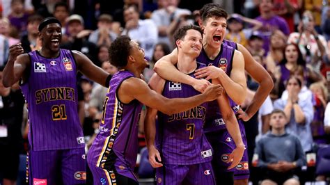 Bruce's heroics secures Kings thrilling win over Hawks