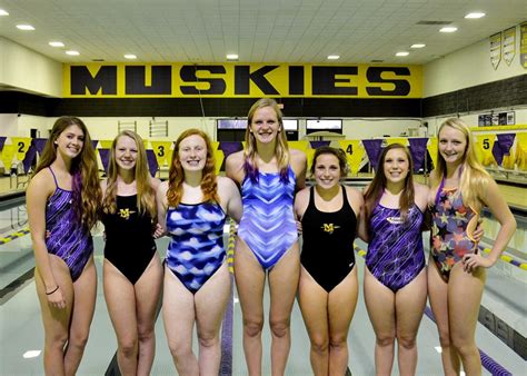 Top Ranked Schemmel Leads Muskies Into State Swimming Meet