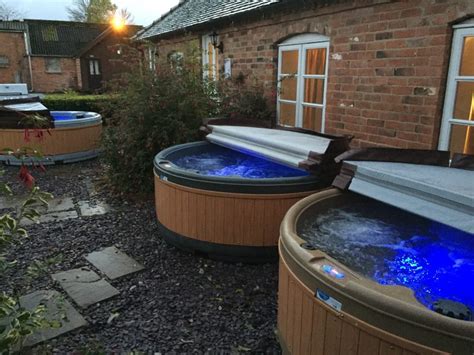 midlands hot tub hire hot tub rental in the midlands hot tub hire hot tub rental jacuzzi