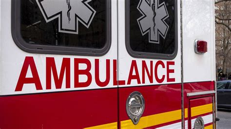 man attacks 2 san francisco paramedics steals ambulance kiro 7 news seattle