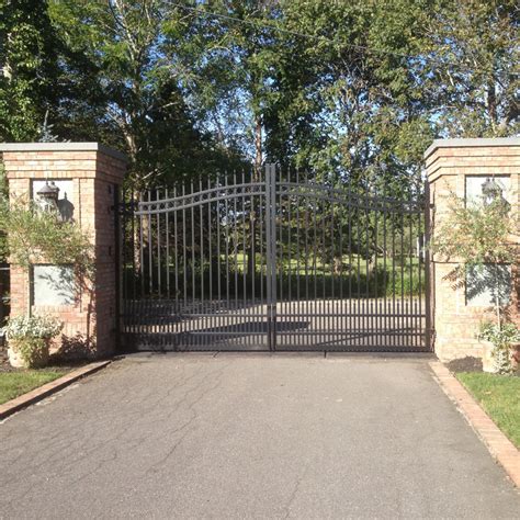 Estate Driveway Gates