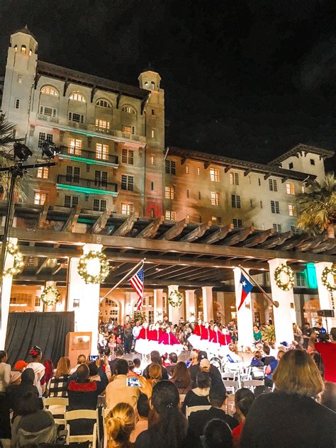 15+ Best Things to Do In Galveston During The Holidays