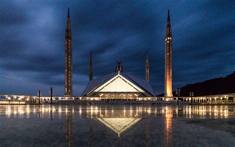 Most Popular Places To Visit In Islamabad At Night Zameen Blog