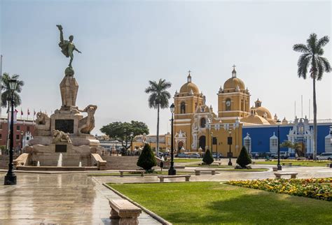 lllᐈ 10 Lugares Turísticos de Trujillo LOS MEJORES 2020