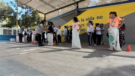 Imdec ‘divierte A Niñas Y Niños De La Escuela Primaria Dionisio Saldaña Con Su Jornada Deportiva