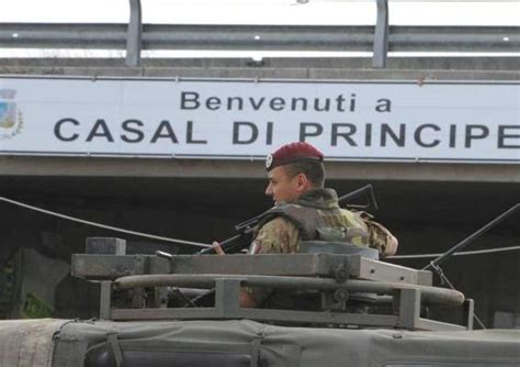Casale 'e principe or simply casale ) is a comune (municipality) in the province of caserta in the italian region of campania , located about 25 kilometres (16 mi). Casal di Principe,avvertimento all'imprenditore:legano la ...