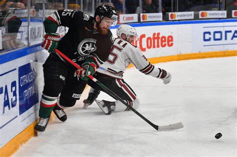 Ifølge ligapræsident alexander medvedev blev cupen opkaldt efter gagarin, fordi russiske borgere forbinder hans navn med. Kicking off the Gagarin Cup with MacCoffee | FE