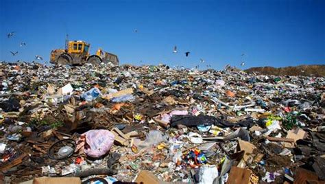 6 Huge American Landfills And The People Who Live Nearby