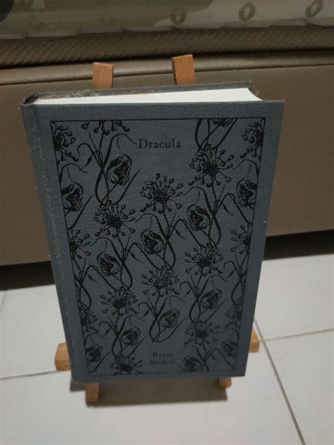 Penguin Clothbound Classics Dracula By Bram Stoker Hardcover Hobbies