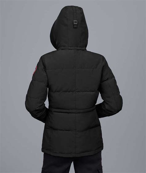 canada goose women s chelsea parka a one clothing
