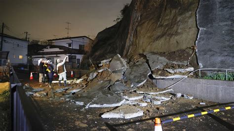 Earthquake Rattles Japan's Northeast - The New York Times