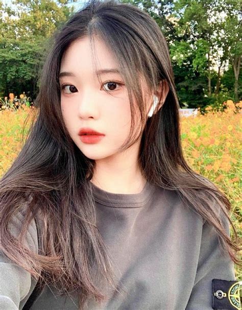 Pin By Hina ω♡︎ On ʚyujeong05ɞ Korean Beauty Girls Cute