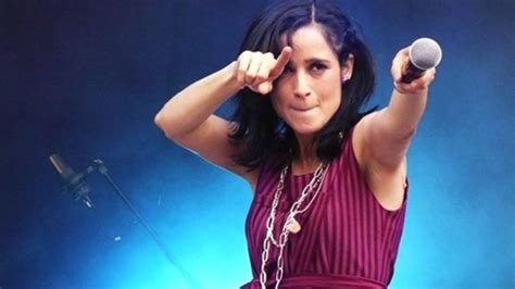 Julieta Venegas Recorre Su Pasado En Su Nuevo álbum Tu Historia