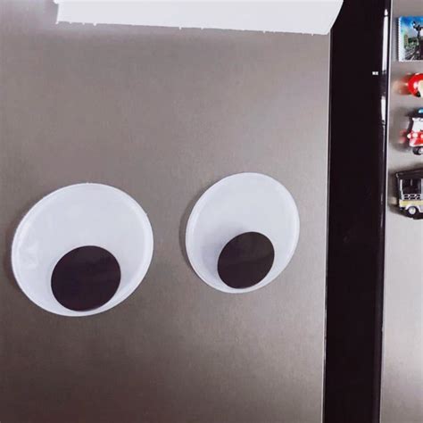Removable 5 Sizes Wiggle Googly Eyes Refrigerator Magnets For Office