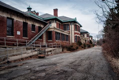 The Abandoned Overbrook Asylum In Cedarbrook Nj Abandoned America