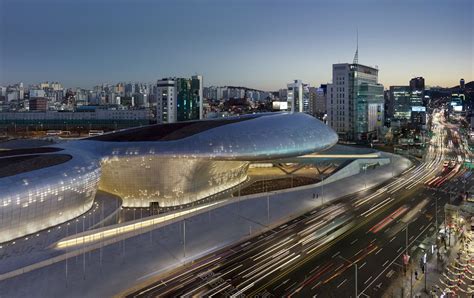 Five Of Architect Zaha Hadid S Most Ground Breaking B