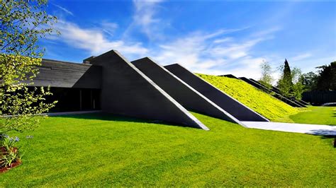 Ultra Modern Futuristic Concrete Luxury Residence In Pozuelo De Alarcon
