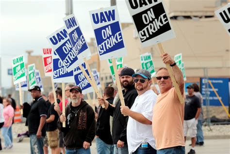 United Auto Workers On National Strike For First Time Since 2007 The