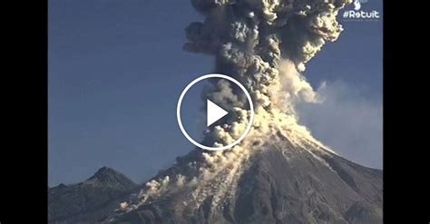 Mexicos Volcano Of Fire Erupts Again The New York Times