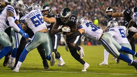 In the first three games of the regular season last year, zach ertz averaged just 18 snaps per game. Philadelphia Eagles at Dallas Cowboys: Game time, TV, tickets