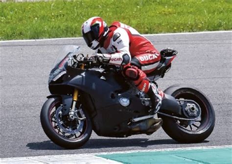 ducati v4スーパーバイク motogpサンマリノgpで公開！ オートバイ アドリア海のフラノ since 2006 yahoo ブログ